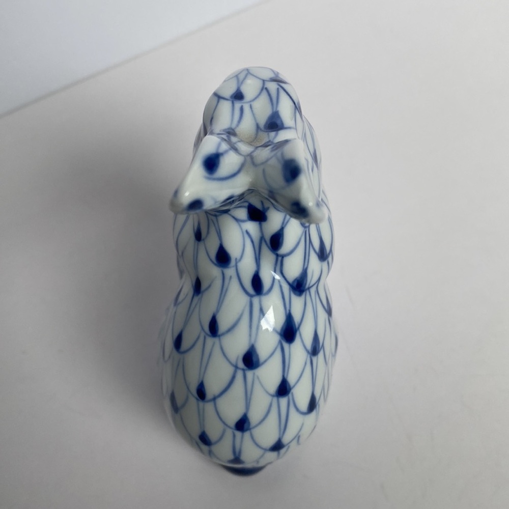 Bunny rabbit porcelain figurine - Picture 4 of 6
